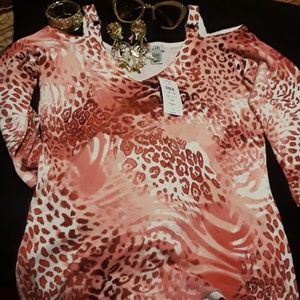 Cache off the shoulder animal print top